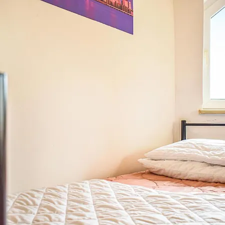 Apartment Lovely In With Kitchen Kolobrzeg