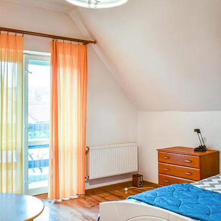2 Bedroom Cozy In * 코워브제크